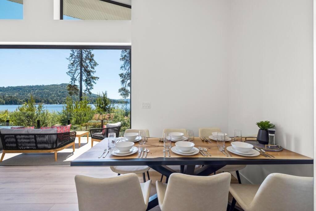 Kelly'S Sunset Lake Retreat Shawnigan Lake エクステリア 写真