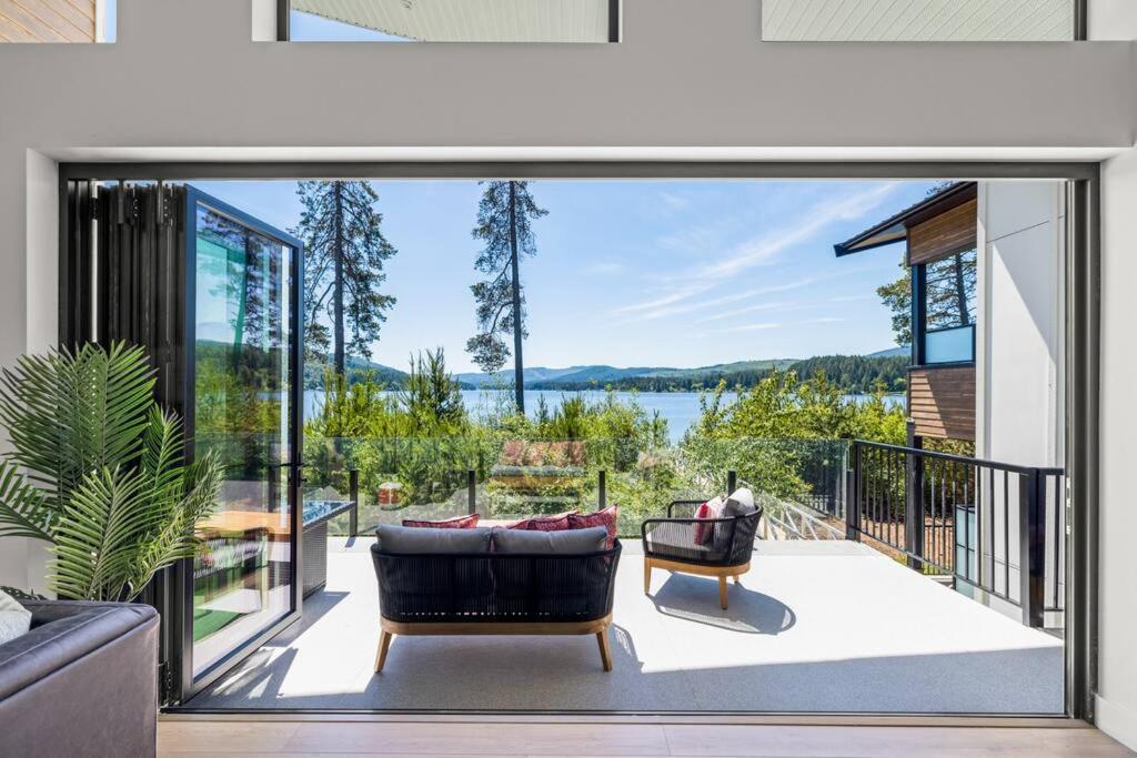 Kelly'S Sunset Lake Retreat Shawnigan Lake エクステリア 写真