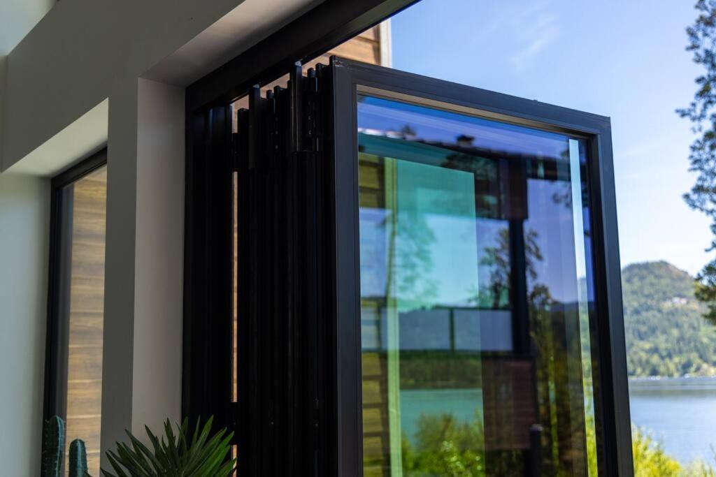 Kelly'S Sunset Lake Retreat Shawnigan Lake エクステリア 写真