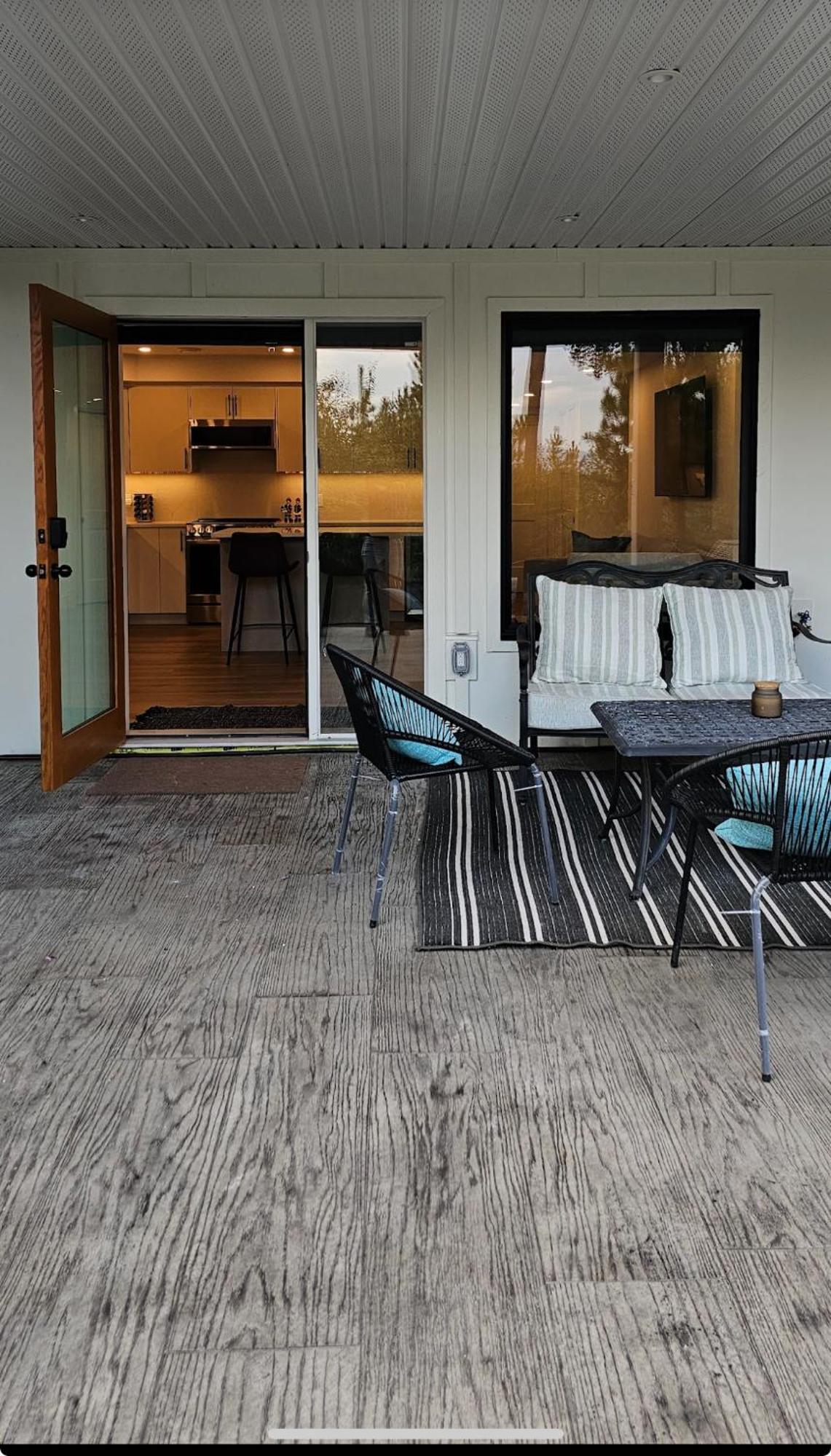 Kelly'S Sunset Lake Retreat Shawnigan Lake エクステリア 写真